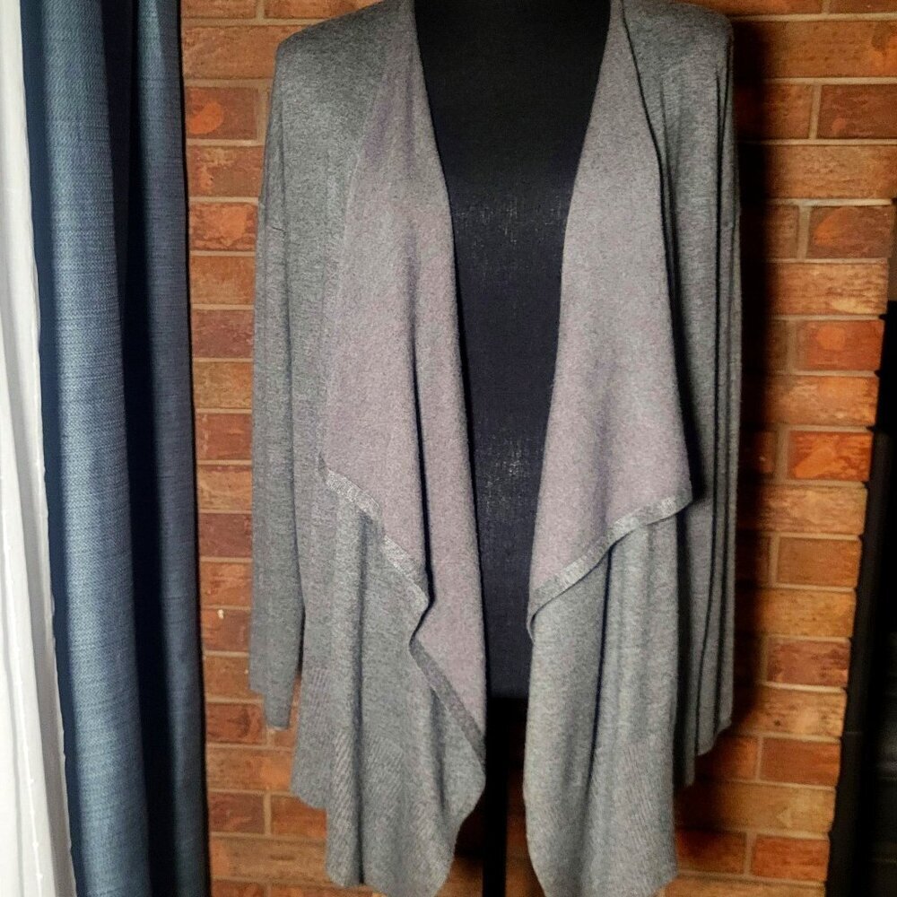 ZARA Long Sleeve Grey Waterfall Open Front Cardigan w/Layered Back - Size M